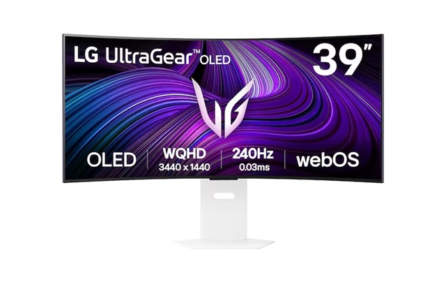 LG 39' UltraGear OLED 240Hz WQHD Curved Smart Gaming Monitor