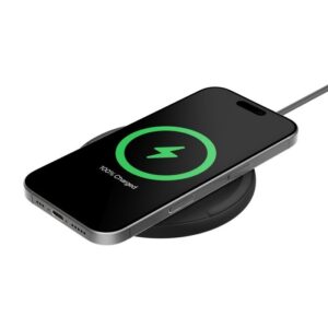Belkin BoostCharge Wireless Charging Pad (15W) + USB-C to USB-C Cable (1.5M) - B